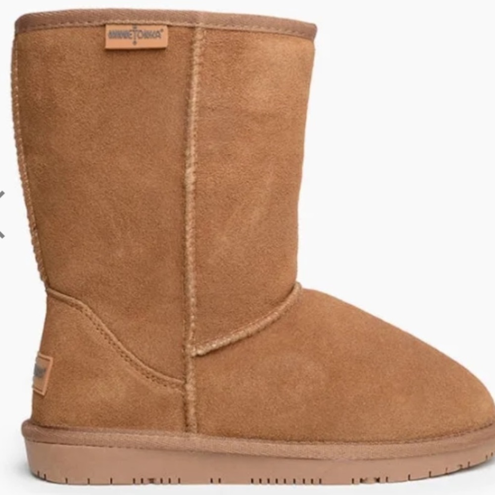 Minnetonka women’s Olympia Boots | Ugg like boots - Picture 4 of 10